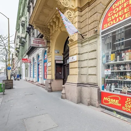 Central New Studio - Simple Stay Budapeszt Zewnętrze zdjęcie