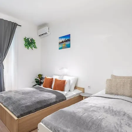 Central New Studio - Simple Stay Budapeszt Zewnętrze zdjęcie